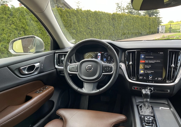 Volvo V60 cena 96500 przebieg: 116300, rok produkcji 2020 z Dobre Miasto małe 56